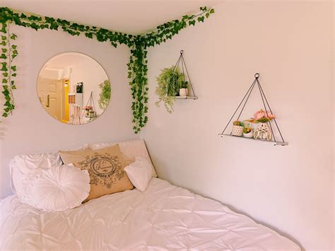 Bedroom Wall Decor Above Bed, Cute Bedroom Decor, Room Design Bedroom ...