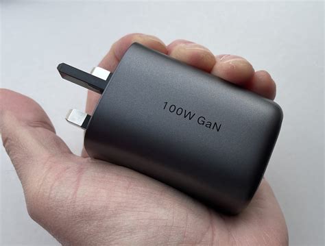 UGREEN 100W GaN Fast Charger review - All About Windows Phone