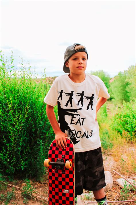 Eat Locals T-shirt - Embudo Fabric Design