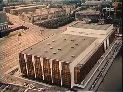 Palast der Republik, Berlin (East) | Ddr, Leben in der ddr, Berlin stadt