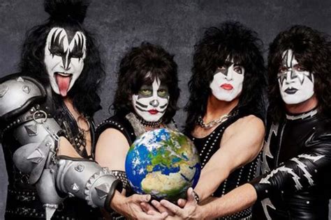 Kiss suspende su concierto en el Manchester Arena | Poblanerías en línea