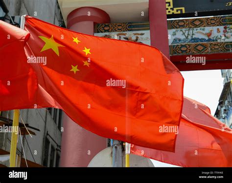 Chinese flag in Hong Kong China Stock Photo - Alamy