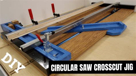 CIRCULAR SAW CROSSCUT JIG DIY - YouTube