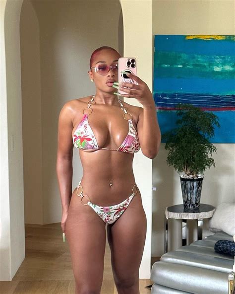 Bikini News Daily - Rapper Megan Thee Stallion shows off her bikini body