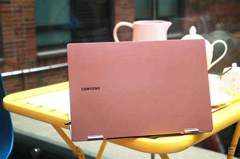 Samsung’s Galaxy Book Pro is a series of super thin, light AMOLED laptops
