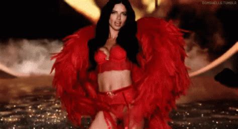 Adriana Lima Red GIF - AdrianaLima Red VsModel - Discover & Share GIFs