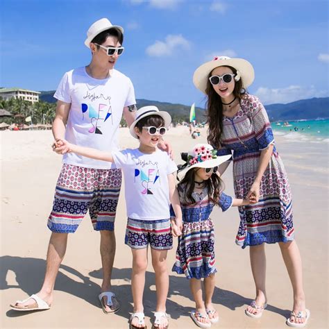 Summer Family Matching Outfits Dad Son Short Sleeve T shirt+Pants Suit Mom Daughter Dress Beach ...