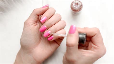 The Best Nontoxic Nail Polish - 90% Clean