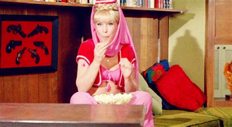 I Dream Of Jeannie GIFs - Get the best GIF on GIPHY