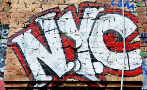 The history of graffiti in New York timeline | Timetoast timelines