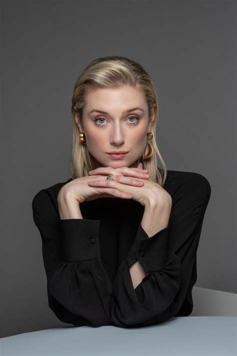 Elizabeth Debicki is waiting for an apology. : ladyladyboners