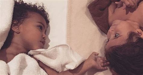 North West and Penelope Disick Bedtime Photo November 2015 | POPSUGAR ...