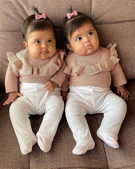 Twin Baby Girls, Twin Babies, Adorable Babies, Triplets, Twins, Mommy Daughter Outfits, Twin ...