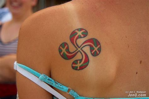 Flag Tattoo, Get A Tattoo, Symbol Tattoos, Tatoos, French Classic, Basque Country, Celtic ...