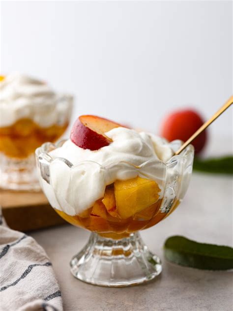 Peaches and Cream | The Recipe Critic