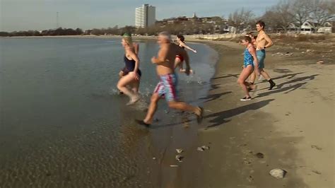 Small group takes polar plunge to start new year