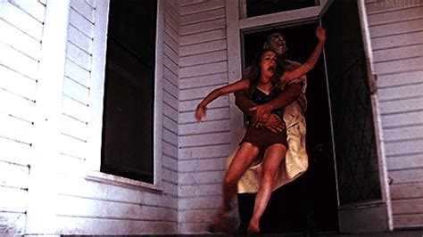 The Texas Chain Saw Massacre (1974) | Horror Movie GIFs | POPSUGAR ...