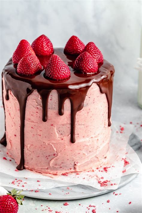 Inside Out Chocolate Covered Strawberry Cake | LaptrinhX / News