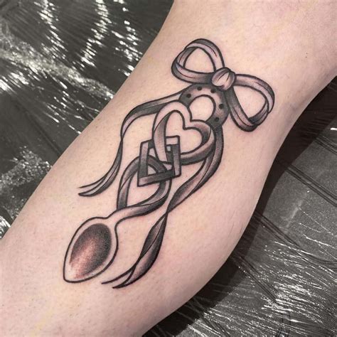 Love Spoon Tattoos: Meanings, Common Themes & More