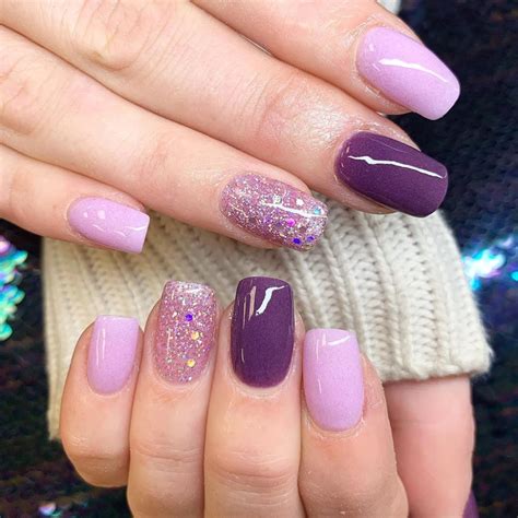 The 13 Best SNS Nail Trend Colors in 2024 | Purple glitter nails, Purple acrylic nails, Sns ...