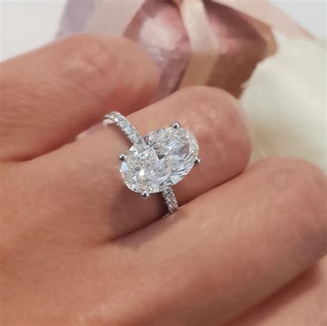 6 Stunning Benefits of Lab Created Diamond Rings - Her Style Code