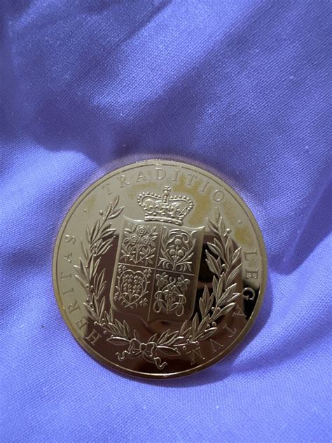 Numisproof 2016 Queen Elizabeth II Gold Plated coin medallion "Heritas Traditio” | eBay