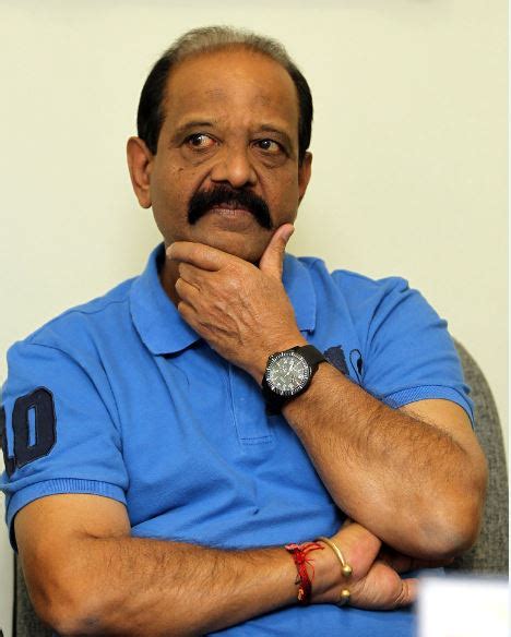 Gundappa Viswanath Wiki, Height, Age, Wife, Children, Family, Biography ...