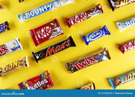 Different chocolate bars editorial photography. Image of piece - 119762572