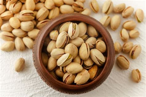 How Pistachio Nuts Help Reduce Cholesterol