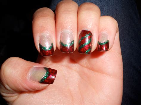 Red and green French tip Christmas nails | Christmas nails, Christmas nails acrylic, Holiday ...