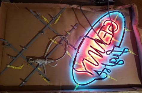 Genny Light Beer Neon Sign Tube