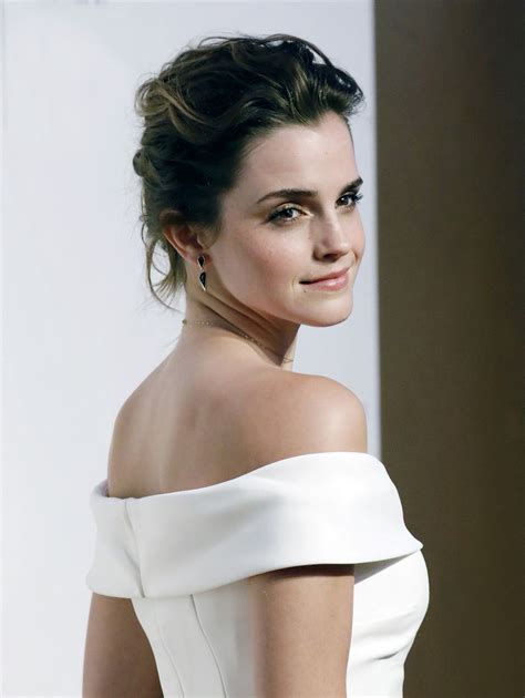 🔞So Elegant and Classy of Emma Watson NUDE | | CelebrityNakeds.com