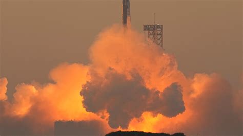 SpaceX's Starship Launch Video: Why The Rocket Exploded Mid-Air