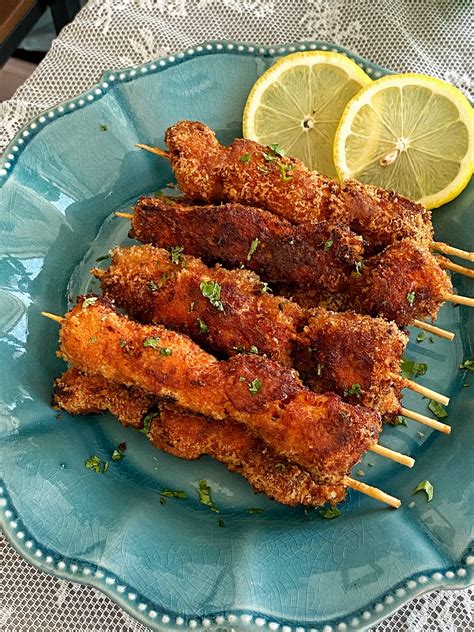 Fried Chicken On Sticks - Savory&SweetFood