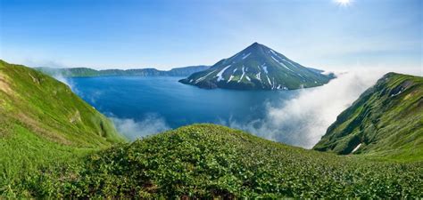 The King of Volcanos: Krenitsyn volcano, Kuril Islands. | Nota Bene ...