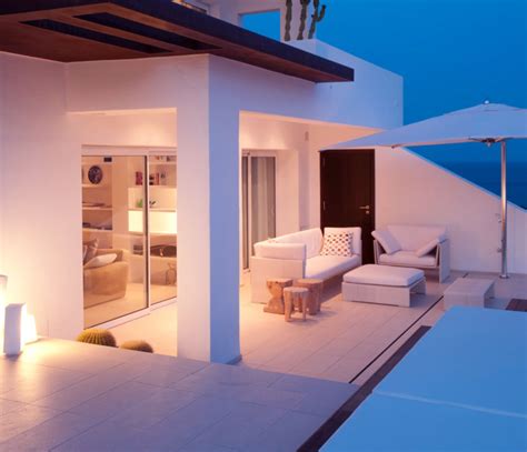 Modern Sun Patio Furniture with White Sofa - Interior Design Ideas