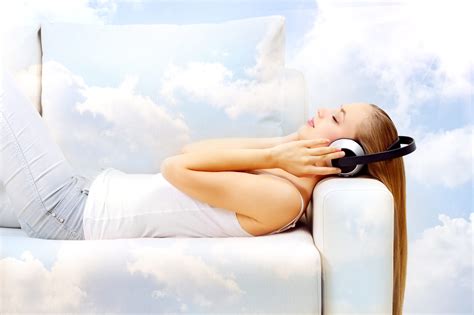 Best Noise Cancelling Headphones for Sleeping - Sleepify Expert Mattress Reviews