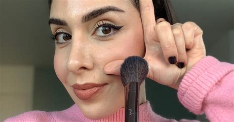 TikTok's L-Shaped Blush Hack Changed My Makeup Game