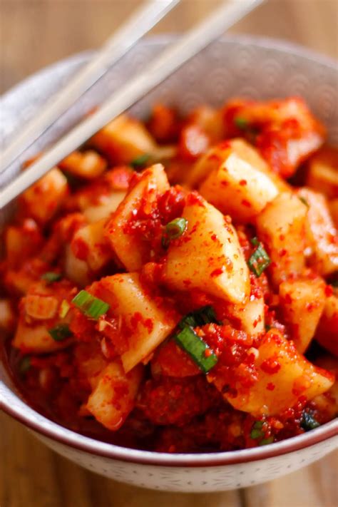 Delish Spicy Radish Kimchi Recipe - Explore Cook Eat