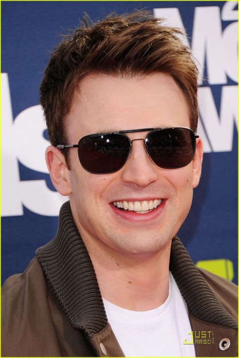 Chris Evans & Ryan Gosling: MTV Movie Awards 2011!: Photo 2549904 ...