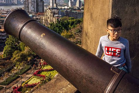 Hong Kong Street Photography | Photographer Dan Morris