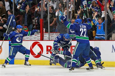 Blackhawks Vs. Canucks, Game 7: Vancouver Avoids Series Meltdown With ...