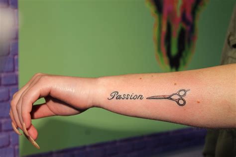 Siccors schaar tattoo ontwerp door Tattoo Abstruse Irene Zwaan ...