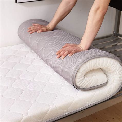 Amazon.com: Lovehouse Sleeping Tatami Floor Mat, Soft Thick Floor Futon Mattress Japanese Bed ...