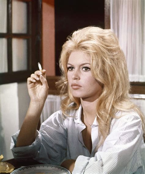 15 Iconic 70s Hairstyles – Every Modern Women Wanted to Try Bridget Bardot, Bridgette Bardot ...