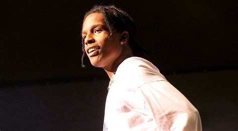 [WATCH] ASAP Rocky Reacts To A Fan Mistaking Him For Travis Scott