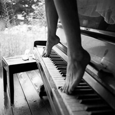 photography black and white | Piano, Black and white, Music