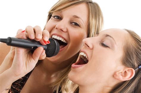 Seven Fun Karaoke Games for the Summer