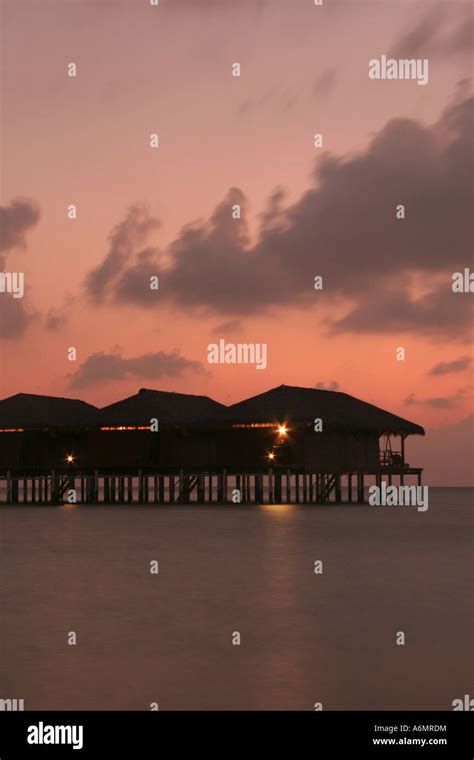 Water Bungalows Sunset The Maldives Stock Photo - Alamy