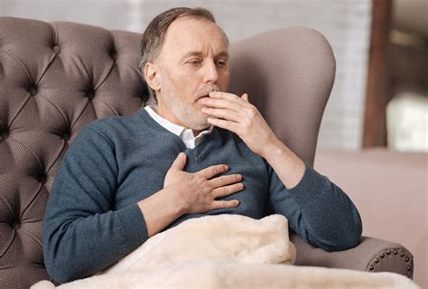 Quelles sont les causes de la bronchite chronique et pourquoi elle s'aggrave la nuit La maison ...